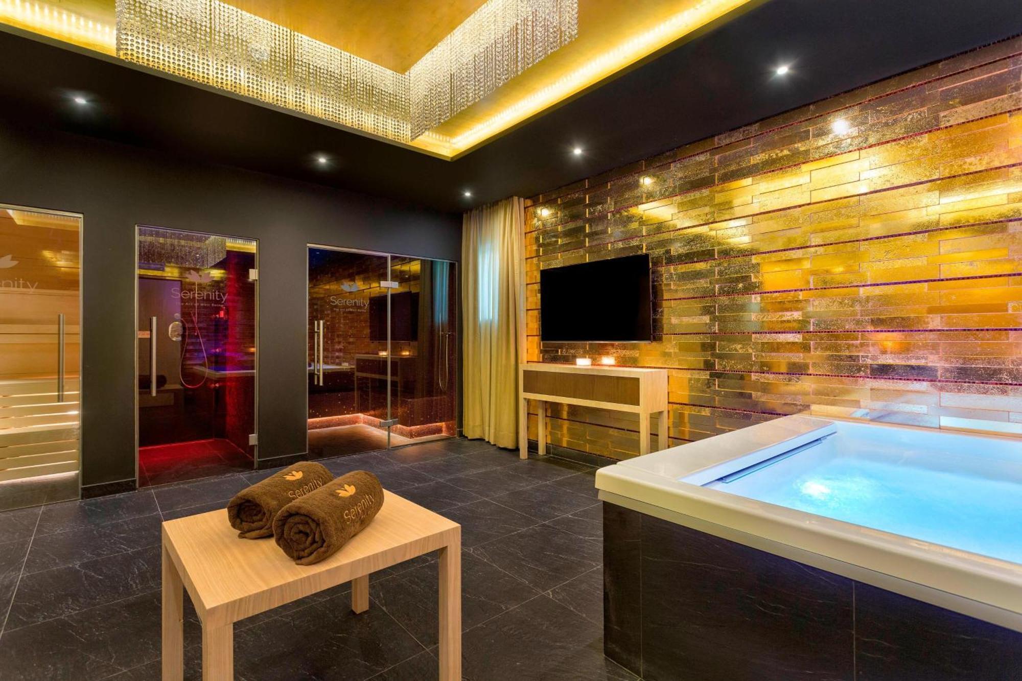 Pine Cliffs Ocean Suites, A Luxury Collection & Spa, Algarve