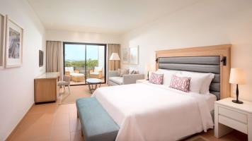 Pine Cliffs Ocean Suites, A Luxury Collection & Spa, Algarve Hotel